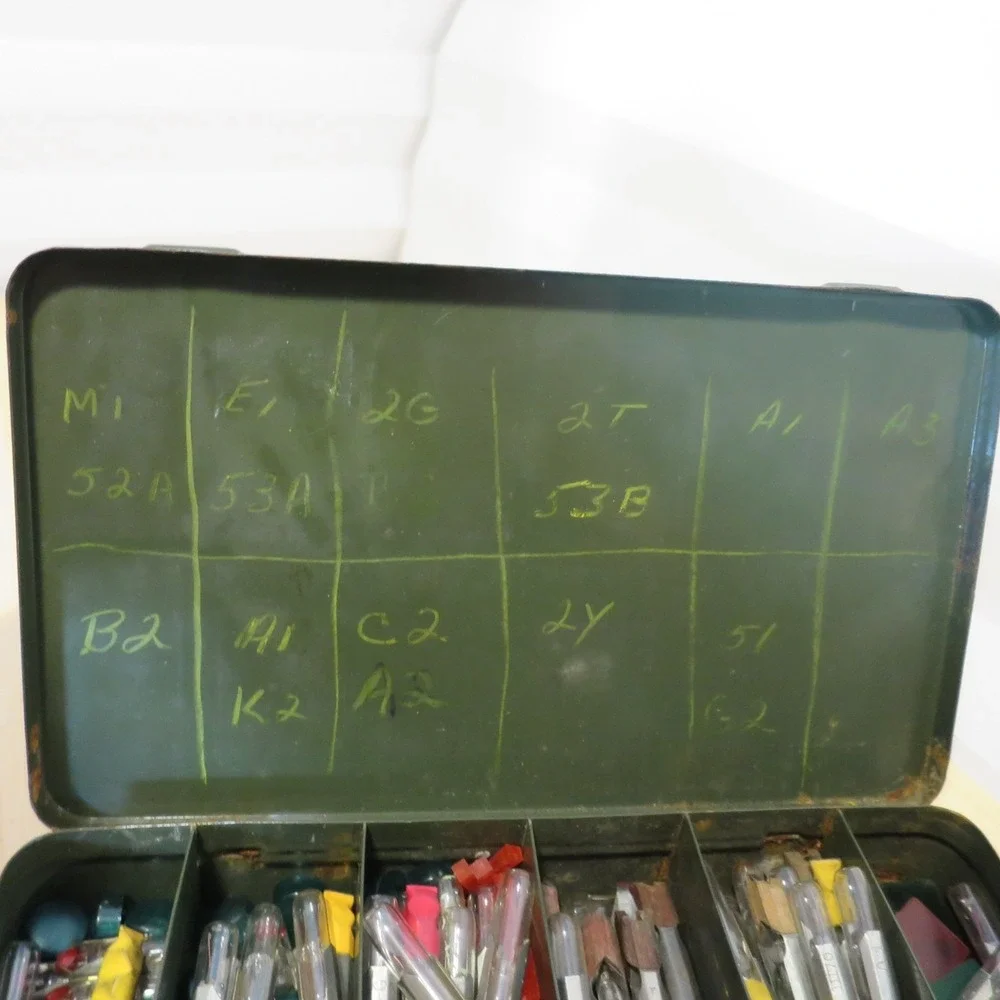Vintage Assorted Lot of Slide Base Telephone Light Bulbs in Metal Case Lineman 2